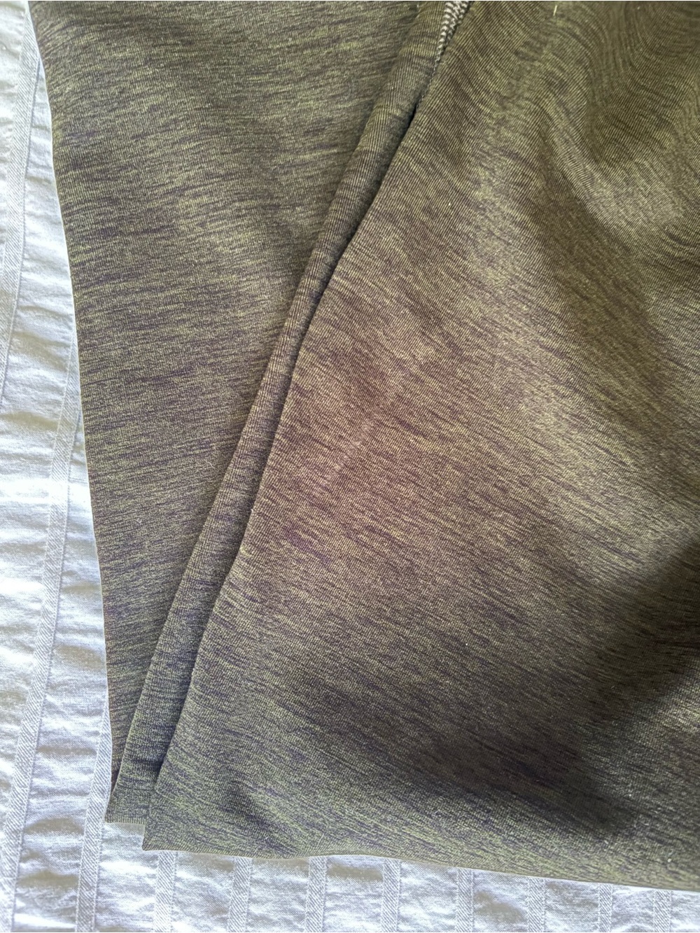 Alphalete Green High-Waist Leggings - Picture 4 of 4